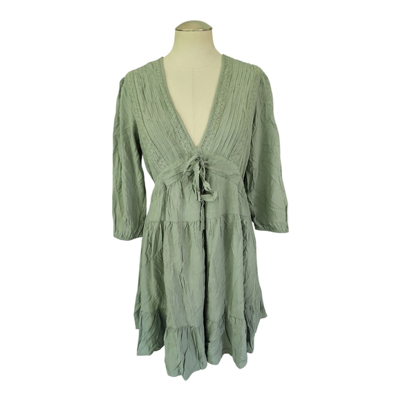 🌿 NWT Baltic Born Sage Green Tiered Mini Dress – Size Small - Picture 1 of 8